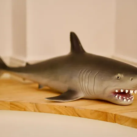 Lägenhet Maisonette Loft Near Cathedral *