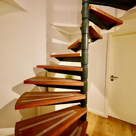 Maisonette Loft Near Cathedral *