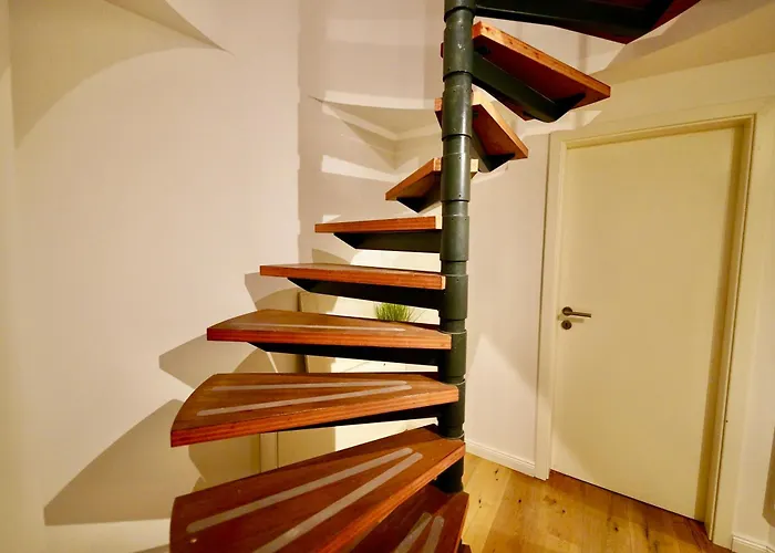 Maisonette Loft Near Cathedral *