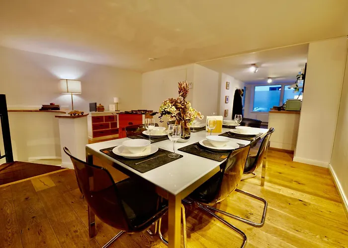 Maisonette Loft Near Cathedral Daire