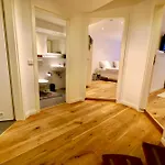 Maisonette Loft Near Cathedral Apartamento